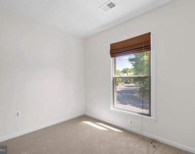 11513 Hill Meade Lane - Photo Thumbnail 29