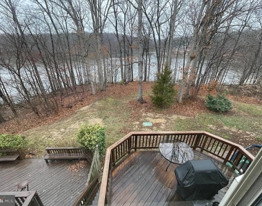 11513 Hill Meade Lane - Photo Thumbnail 2