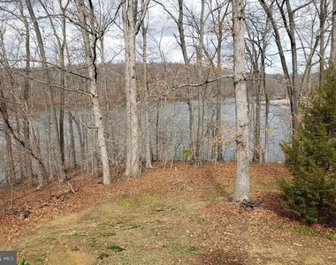 11513 Hill Meade Lane - Photo Thumbnail 3