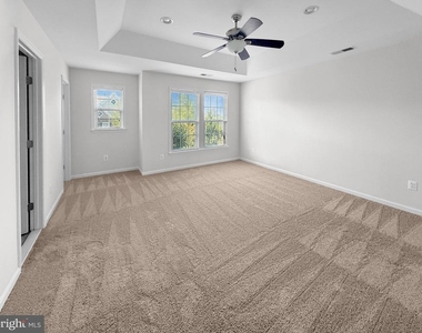 22647 Vienna Green Terrace - Photo Thumbnail 14