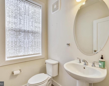 20569 Milbridge Terrace - Photo Thumbnail 8