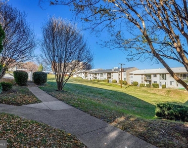 1935 Wilson Lane - Photo Thumbnail 26
