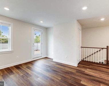 13036 Hattontown Square - Photo Thumbnail 47