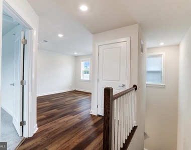 13036 Hattontown Square - Photo Thumbnail 45