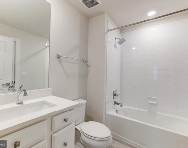 13036 Hattontown Square - Photo Thumbnail 49