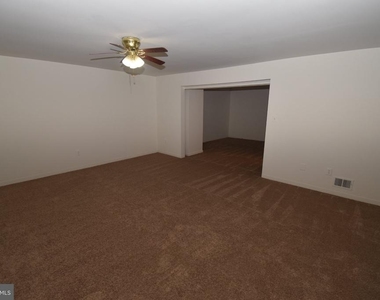 1436 Greenmont - Photo Thumbnail 2