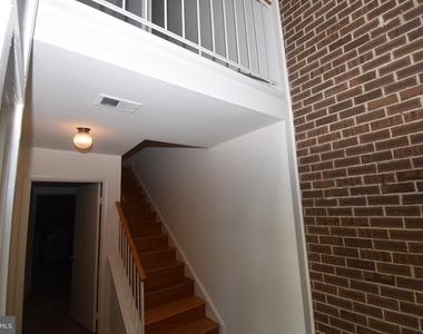 1436 Greenmont - Photo Thumbnail 1