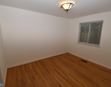 1436 Greenmont - Photo Thumbnail 20