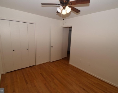 1436 Greenmont - Photo Thumbnail 9