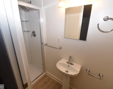 1436 Greenmont - Photo Thumbnail 5