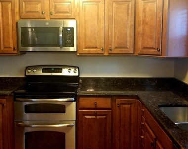 12815 Point Pleasant Drive - Photo Thumbnail 9