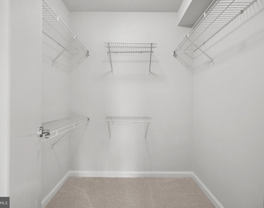 3175 Summit Square Drive - Photo Thumbnail 15