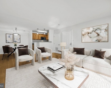 3175 Summit Square Drive - Photo Thumbnail 1