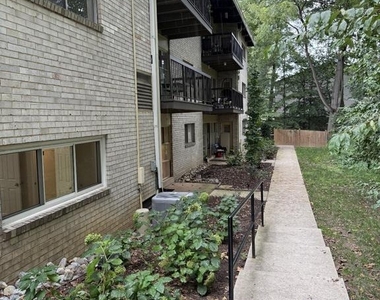 4937 Americana Drive - Photo Thumbnail 18