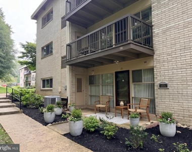 4937 Americana Drive - Photo Thumbnail 2