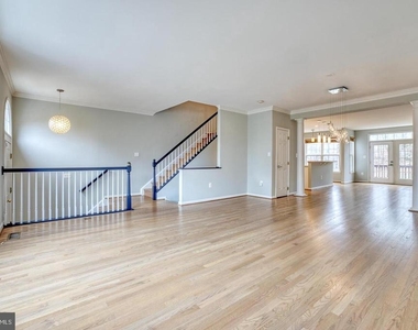 5742 Governors Pond Circle - Photo Thumbnail 2