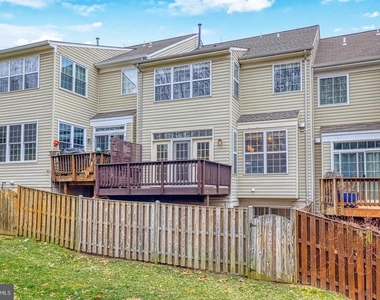5742 Governors Pond Circle - Photo Thumbnail 36
