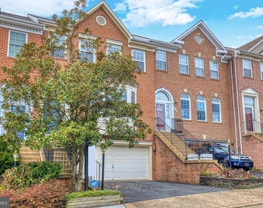 5742 Governors Pond Circle - Photo Thumbnail 5