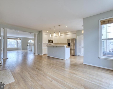 5742 Governors Pond Circle - Photo Thumbnail 4