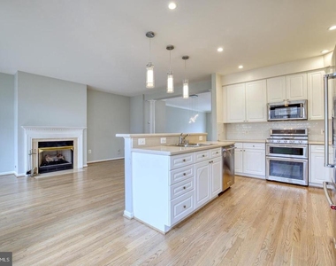 5742 Governors Pond Circle - Photo Thumbnail 13