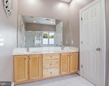 5408 Edsall Ridge Place - Photo Thumbnail 15