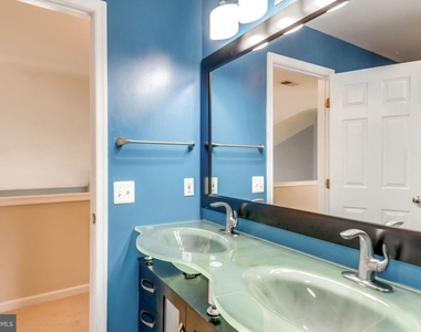 12844 Williams Meadow Court - Photo Thumbnail 32