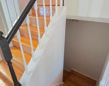 6638 Greenleigh Lane - Photo Thumbnail 17