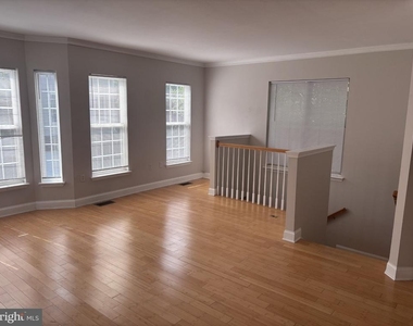 8126 Harper Valley Lane - Photo Thumbnail 3