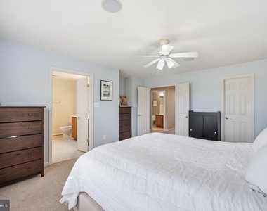 3342 Wilton Crest Court - Photo Thumbnail 41
