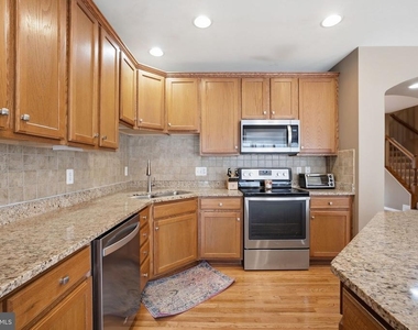 3342 Wilton Crest Court - Photo Thumbnail 34