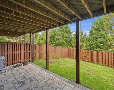 3342 Wilton Crest Court - Photo Thumbnail 16