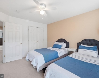 3342 Wilton Crest Court - Photo Thumbnail 10