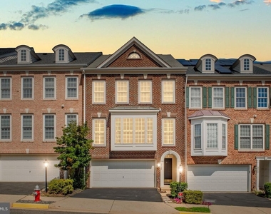3342 Wilton Crest Court - Photo Thumbnail 1