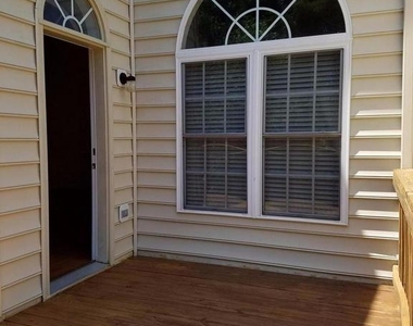 5985 Meadow Brook Drive - Photo Thumbnail 21