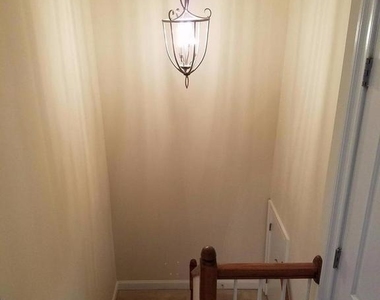 5985 Meadow Brook Drive - Photo Thumbnail 23