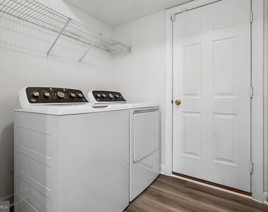 4370 Thomas Brigade Lane - Photo Thumbnail 18