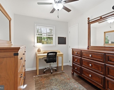 4907 Shirley Street - Photo Thumbnail 16