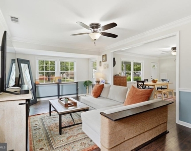 4907 Shirley Street - Photo Thumbnail 8