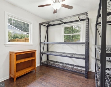 4907 Shirley Street - Photo Thumbnail 15
