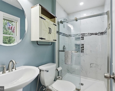 4907 Shirley Street - Photo Thumbnail 14