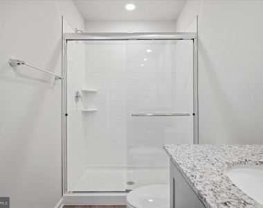 122 Bowers - Photo Thumbnail 25