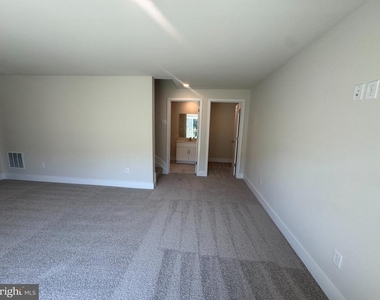 139 Wappinger Terrace - Photo Thumbnail 43