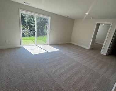 139 Wappinger Terrace - Photo Thumbnail 40
