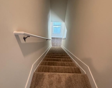 139 Wappinger Terrace - Photo Thumbnail 29