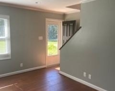 4406 Ringwood Road - Photo Thumbnail 2