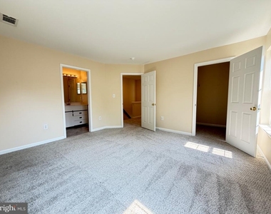 359 Snyder Lane - Photo Thumbnail 21