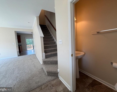 359 Snyder Lane - Photo Thumbnail 11