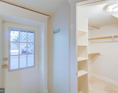 209 W Masonic View Avenue - Photo Thumbnail 24