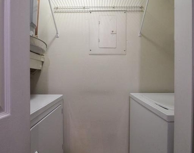 3304 Wyndham Circle - Photo Thumbnail 24
