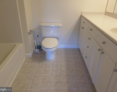 3101 Hampton Drive N - Photo Thumbnail 11